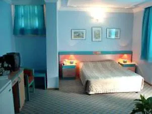 Rainbow Hotel Cesme